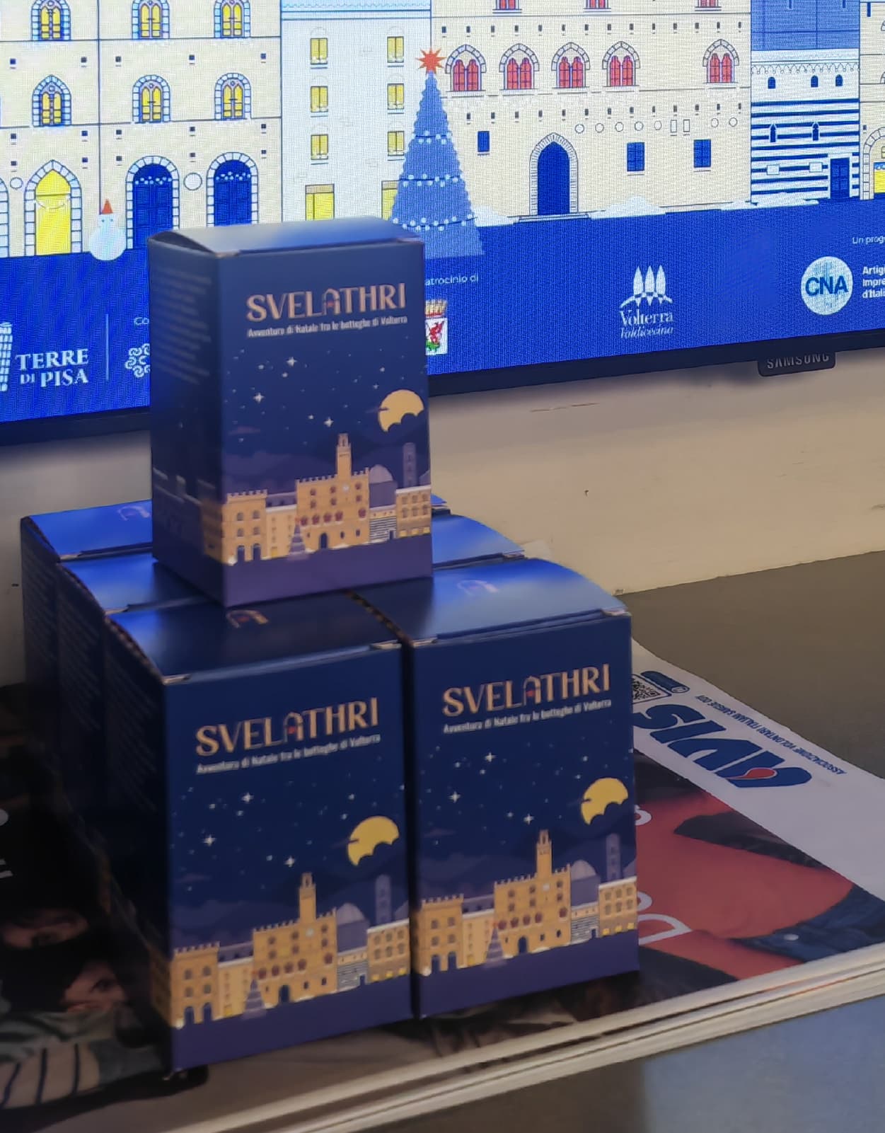 Packaging della special edition Svelathri 2025 direzione creativa Valeria Plasmati